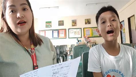 Nakaaantig na duet ng guro at kaniyang estudyante .